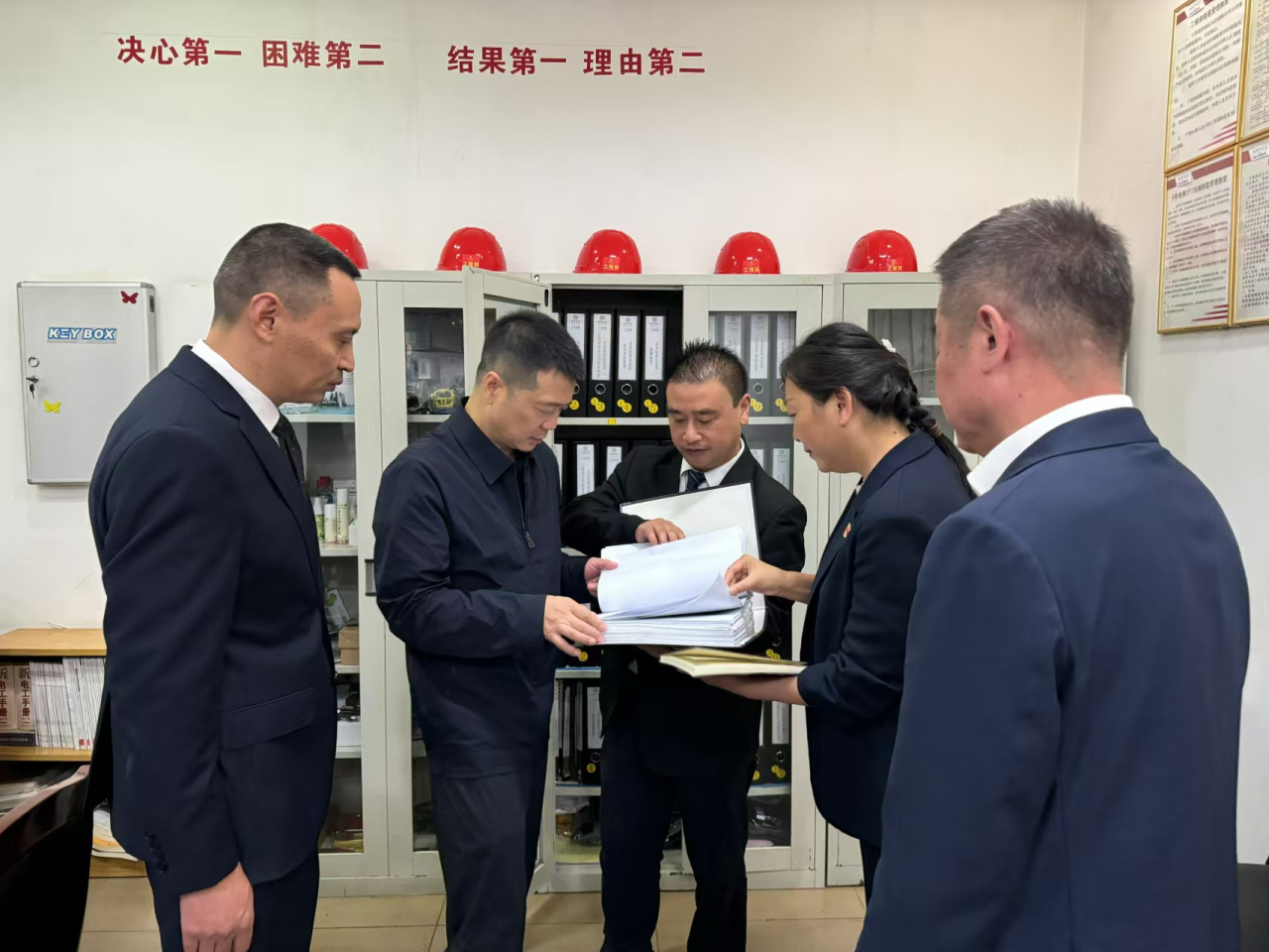 省尊龙凯时集团党委书记、董事长游勇国庆节期间调研督导旗下酒店经营及安全生产工作